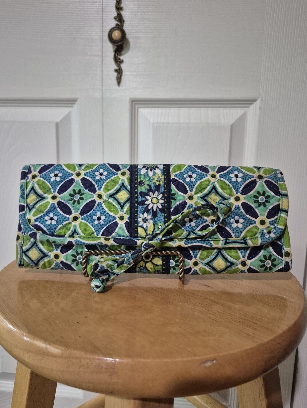 Vera bradley brush roll retired daisy daisy green and blue pattern